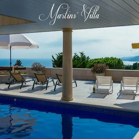 Villa Martin 'S Villa. House On The Beach With Pool