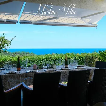 Martin 'S Villa. House On The Beach With Pool Villa