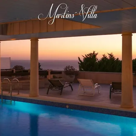 Martin 'S Villa. House On The Beach With Pool Villa