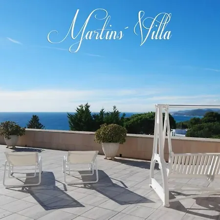 Martin 'S Villa. House On The Beach With Pool *