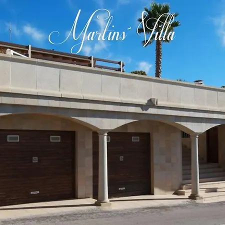 Martin 'S Villa. House On The Beach With Pool Villa *